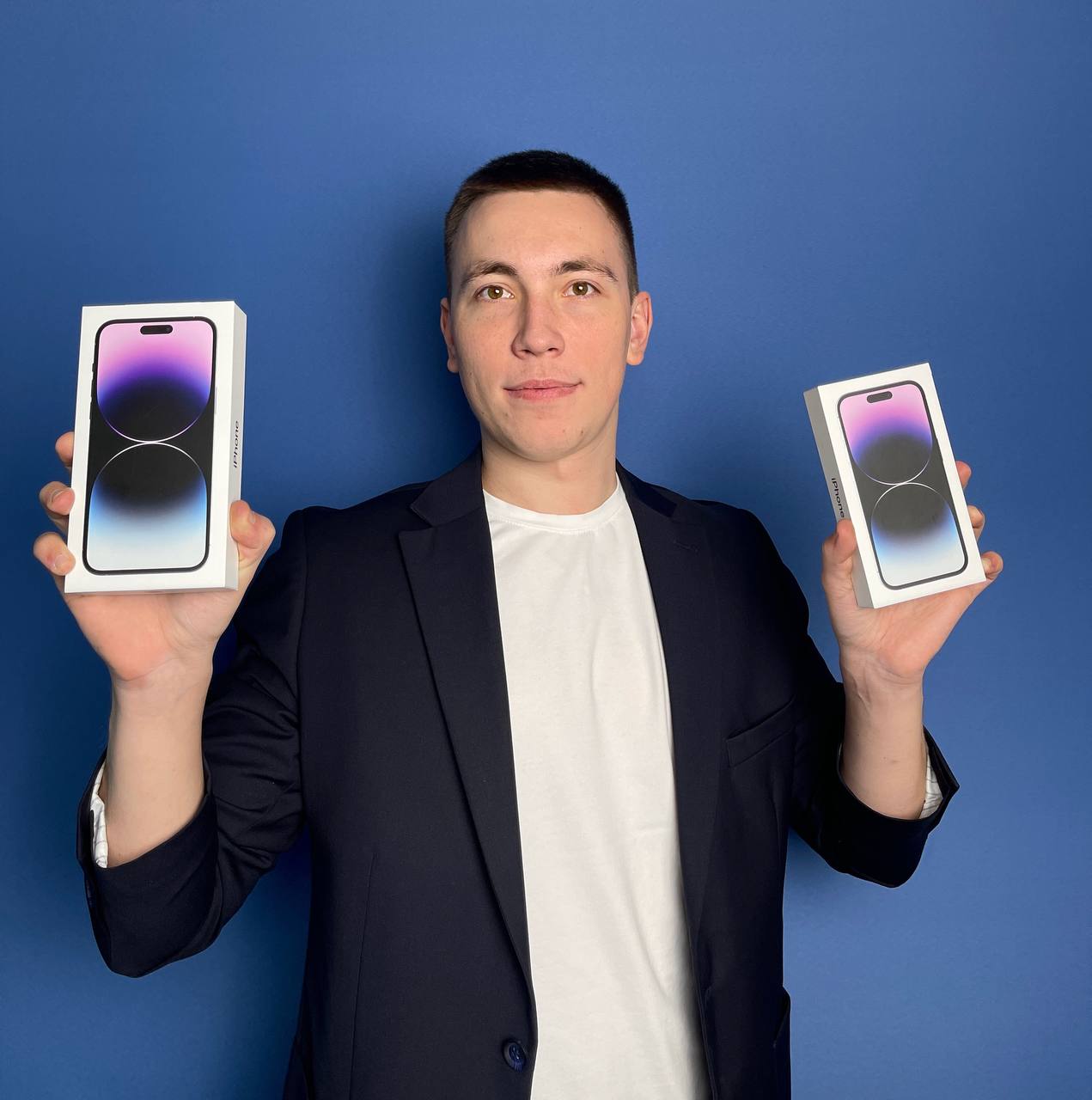 Продавец умной техники 