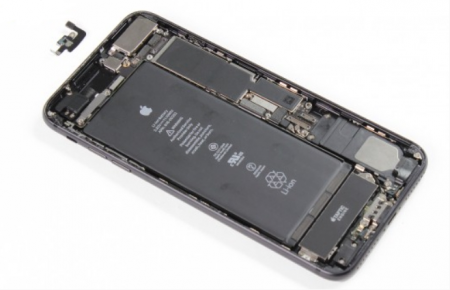 Замена антенны Wi-Fi на iPhone 7