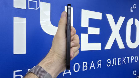 iPhone 16 Pro Max 1TB Black Titanium (Resale) 357583474677451