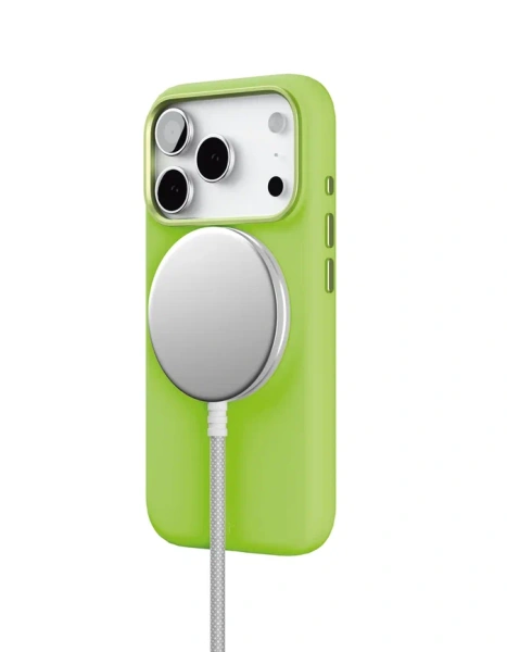 Чехол защитный VLP Aster Pro Case с MagSafe для iPhone 17 Pro, лайм