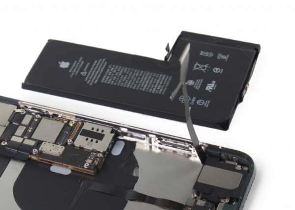 Замена аккумулятора на iPhone 11 Pro Max