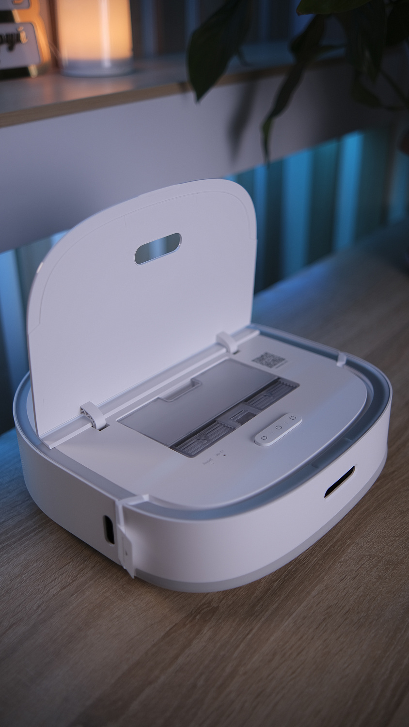 Робот-пылесос Dreame W10