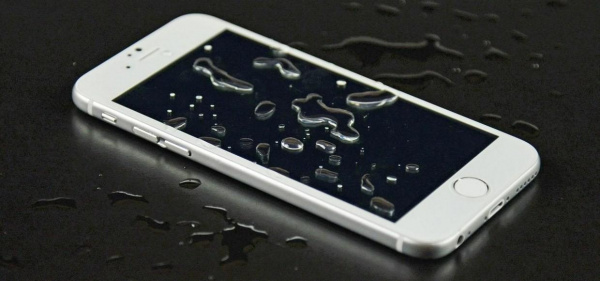 Восстановление после попадания влаги на iPhone 8 Plus