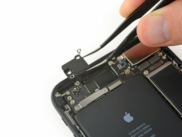 Замена антенны NFC на iPhone 7 Plus