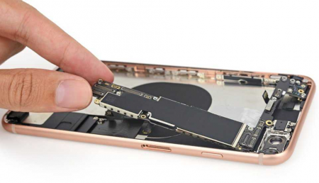Замена контроллера питания на iPhone 8 Plus