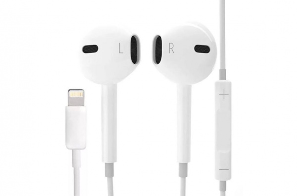 Проводная гарнитура Apple EarPods с разъёмом Lightning