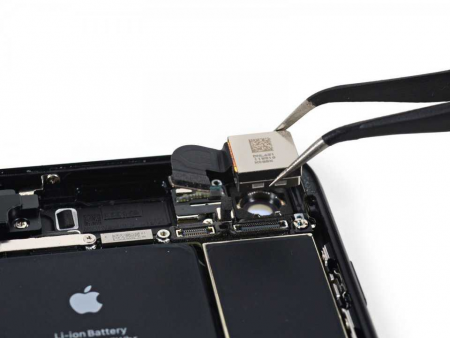 Замена основной камеры на iPhone 7